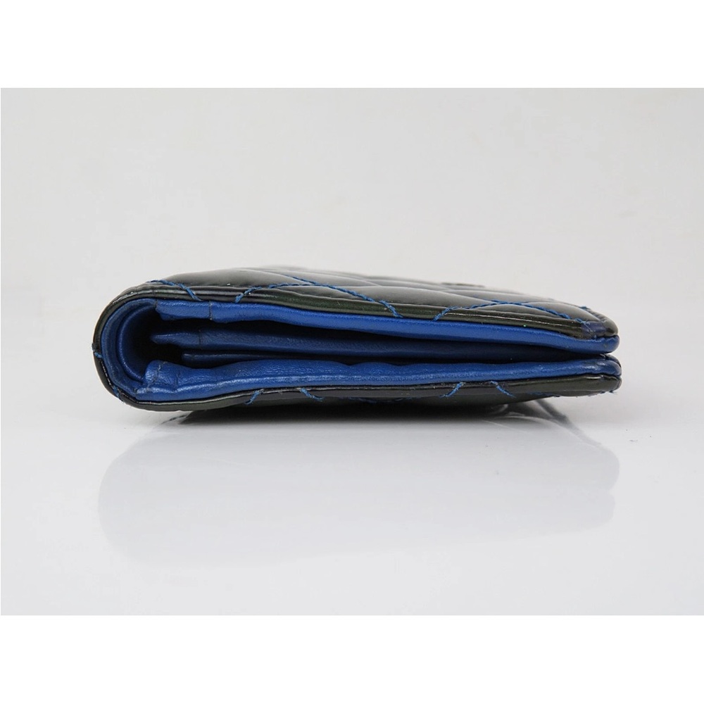 CHANEL Glossy Quilted Wallet in Teal and Silver - Picture 3 of 16